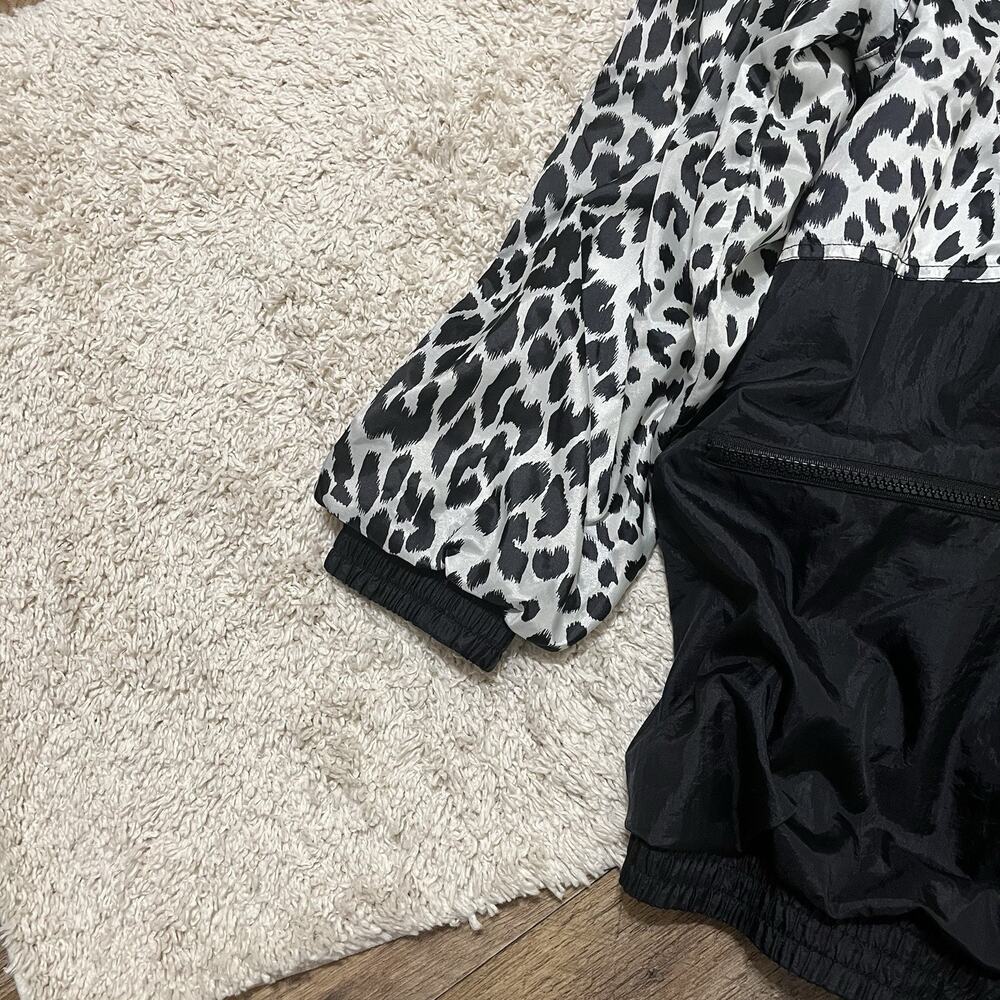 Vintage Cos Cob Size XL Black White Leopard Print Zip Front Windbreaker Jacket - Picture 2 of 5